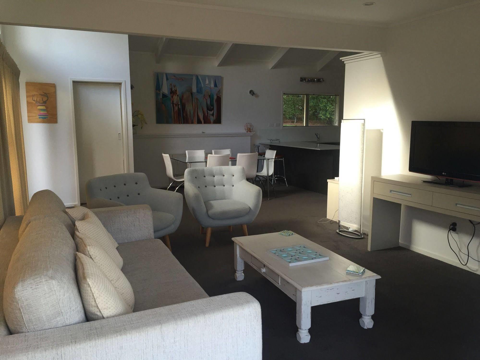 Ratanui Villas New Plymouth Exterior photo